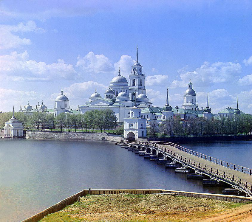 03973v.jpg