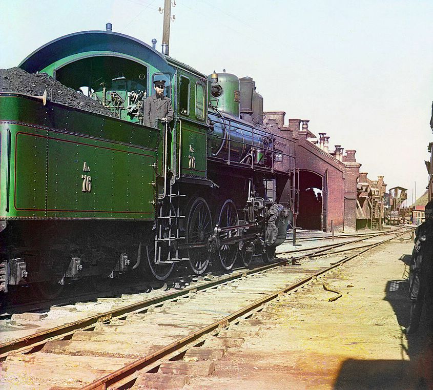 04651v.jpg